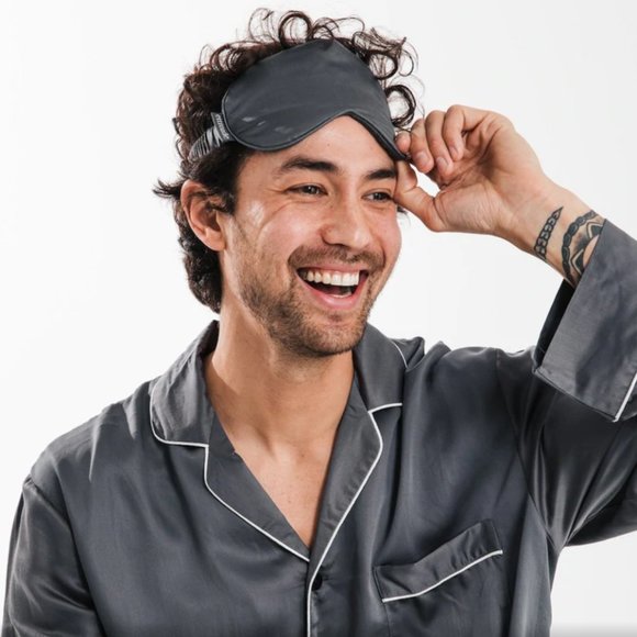 Ettitude Sateen Eye Mask Slate Gray Comes with Dust Bag - Picture 3 of 3